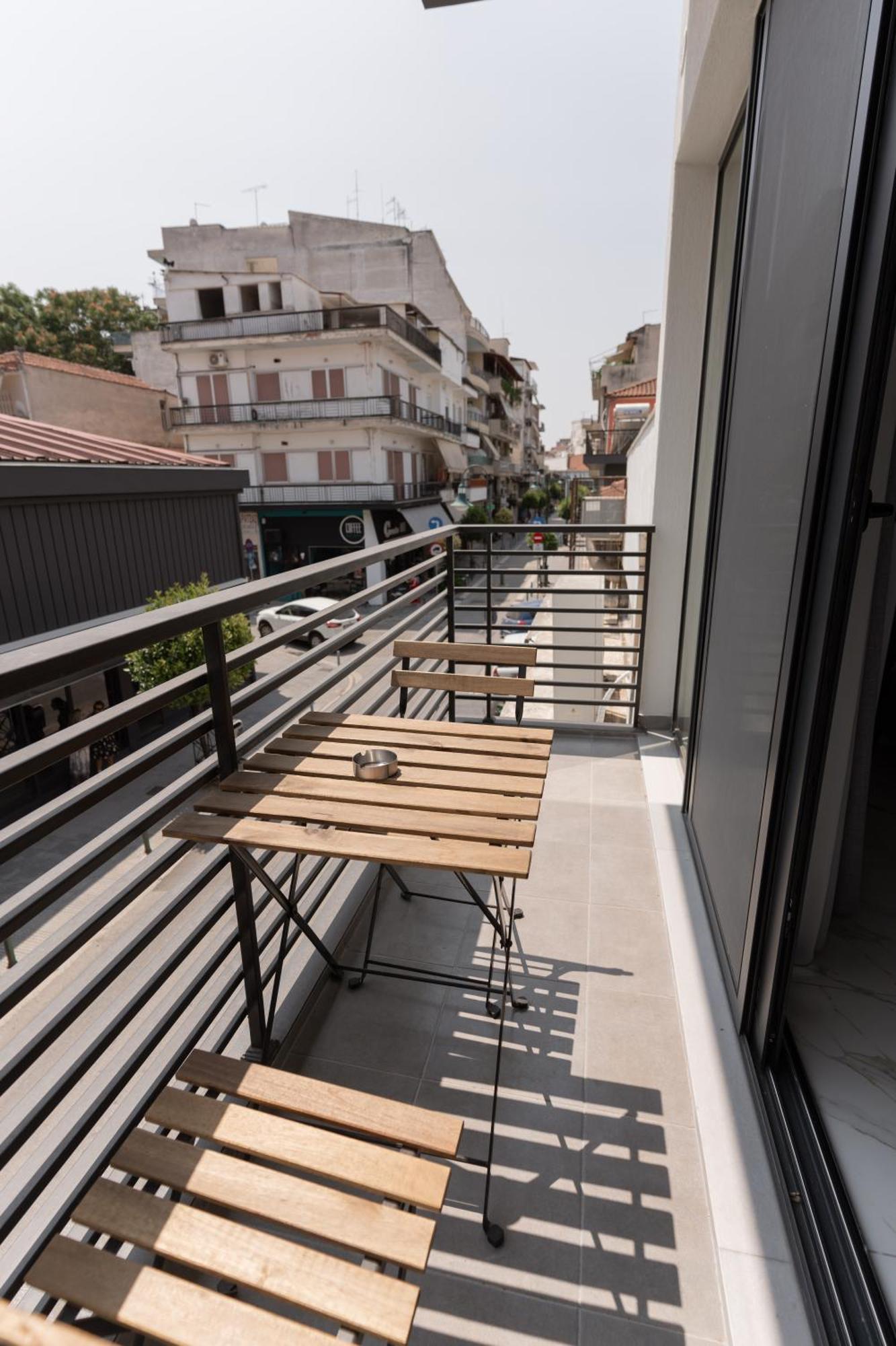Δ17 Suites & Apartments Larissa Buitenkant foto