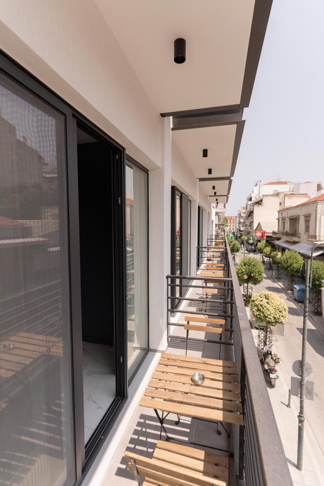 Δ17 Suites & Apartments Larissa Buitenkant foto